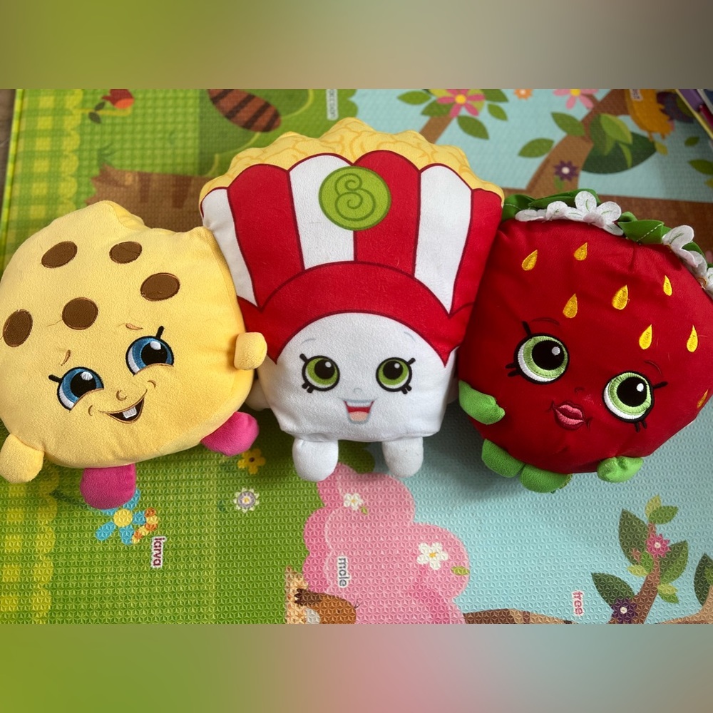 Shopkins Large Shopkins Pillow